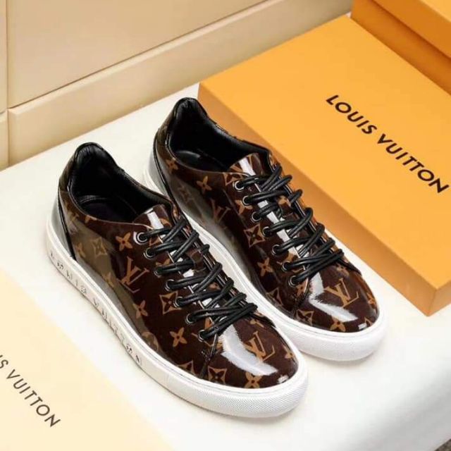louis vuitton spike shoes
