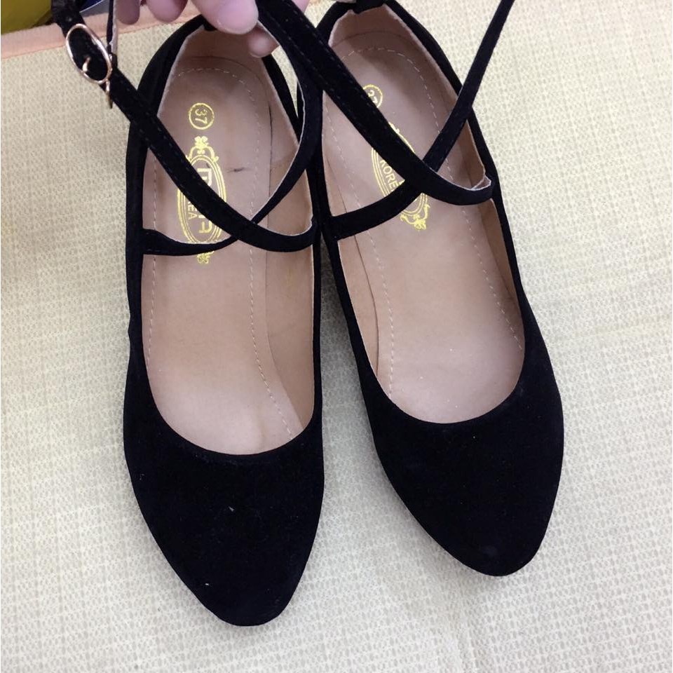 pointed school shoes