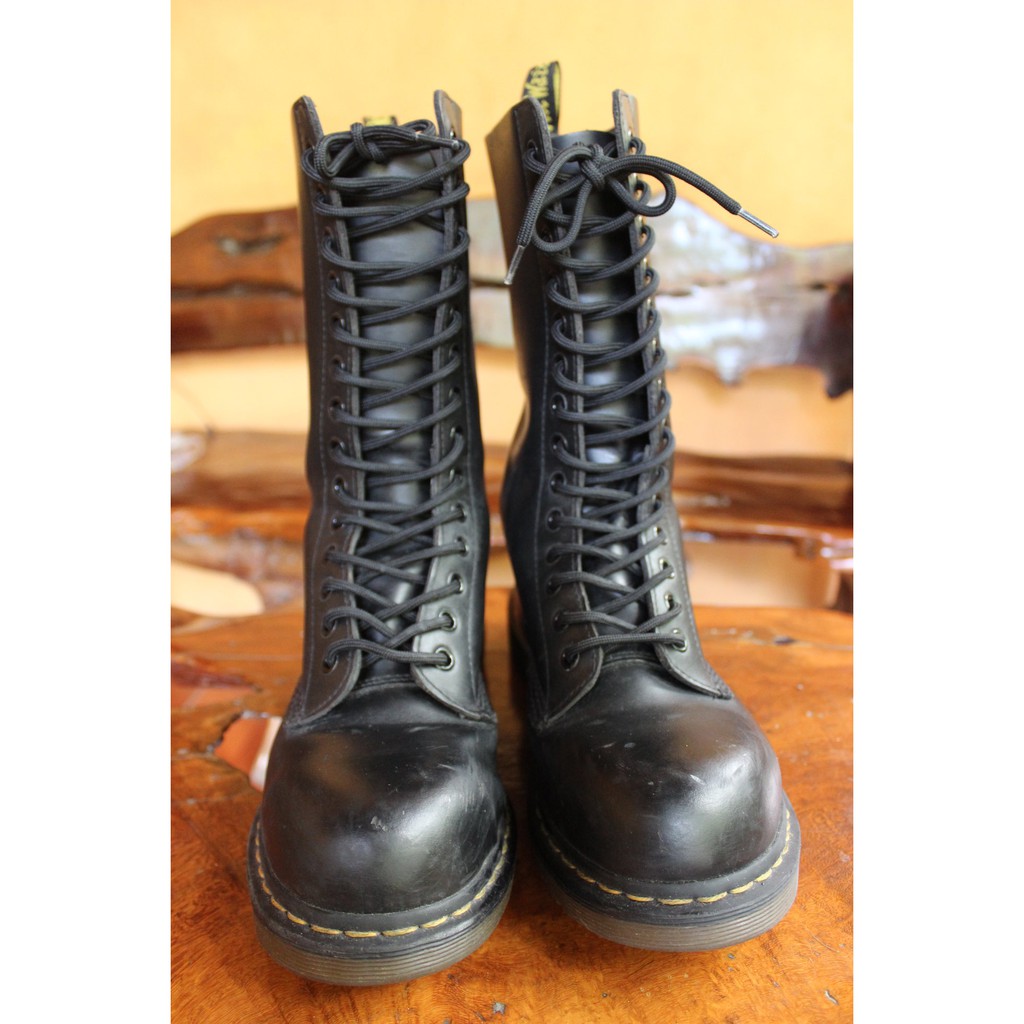 dr martens 1940 boots