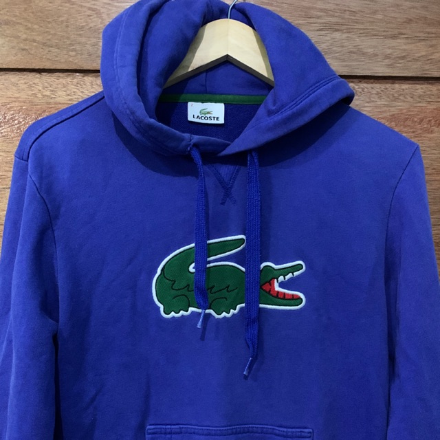 lacoste sweater big logo