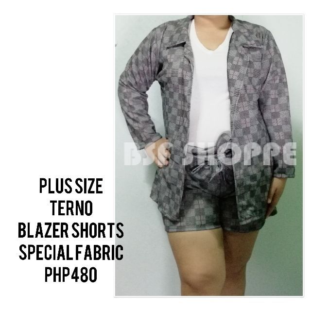 plus size short blazer