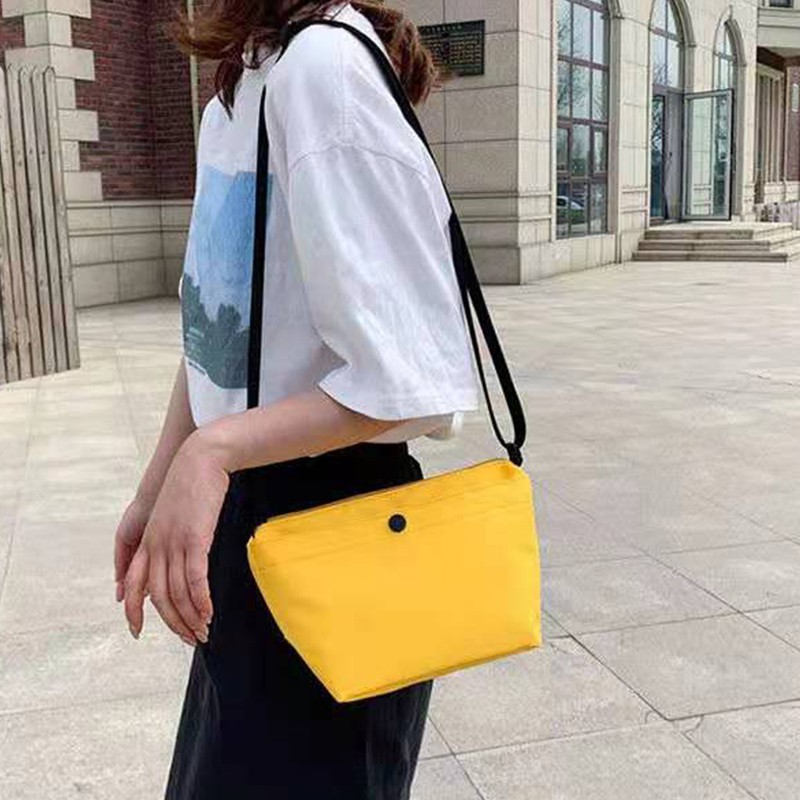 uniqlo cross body bag