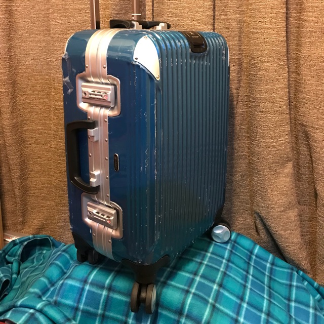 voyager suitcase lock