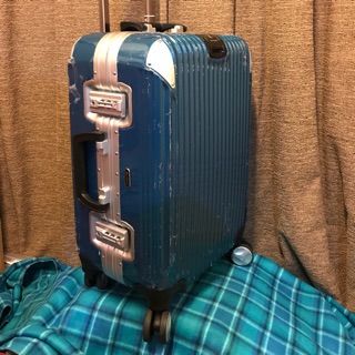 voyager hand carry luggage