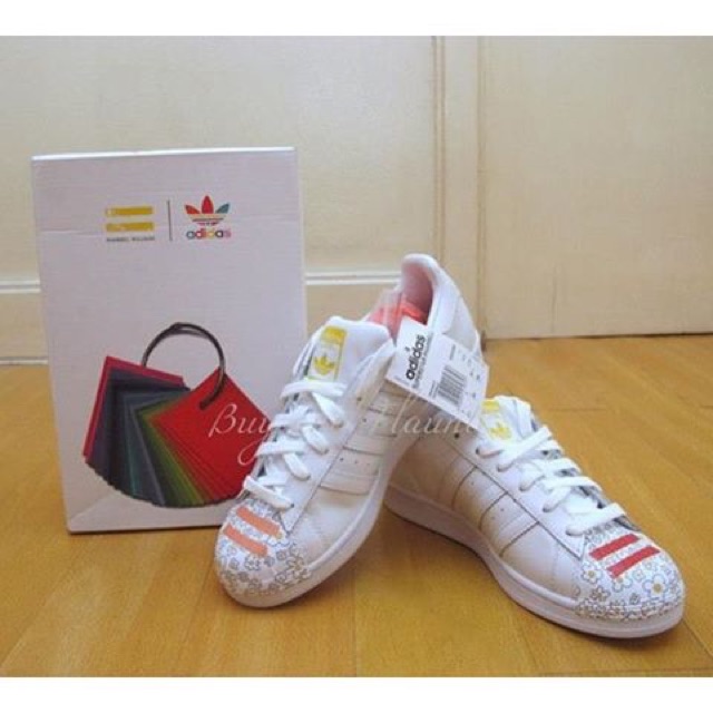 adidas superstar authentic