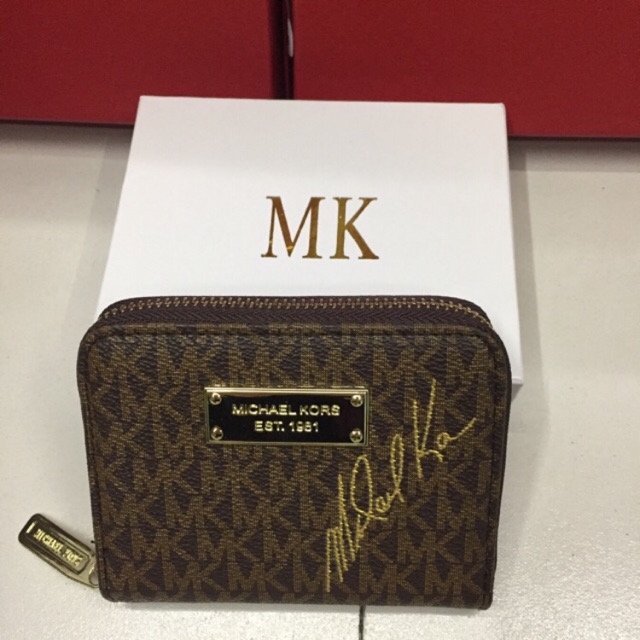 wallet mk