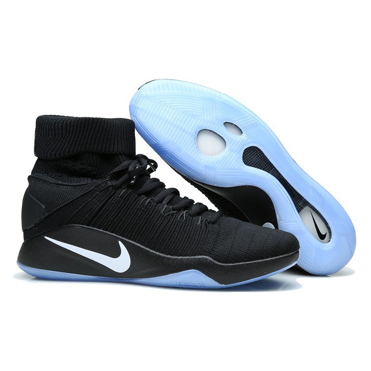 hyperdunk triple black