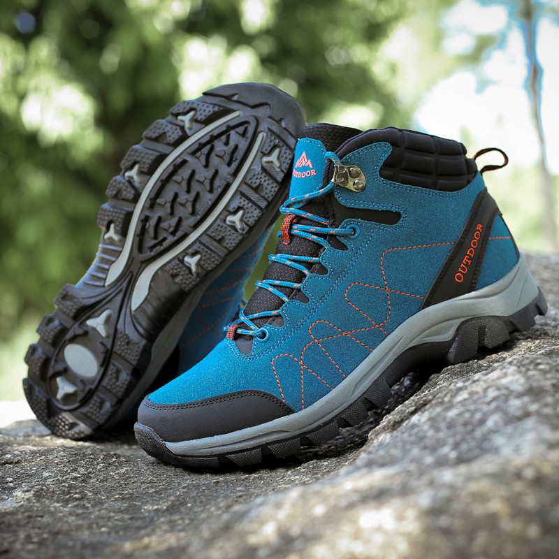 trekking shoe