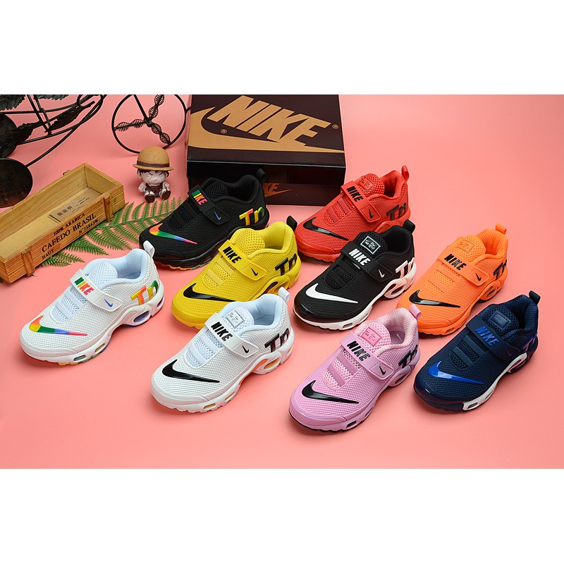 orange nike baby shoes