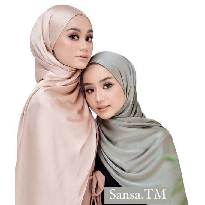 muna satin shawl
