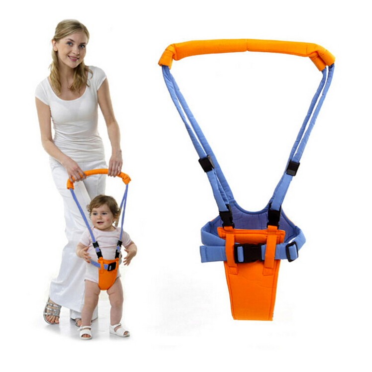 baby help to walk