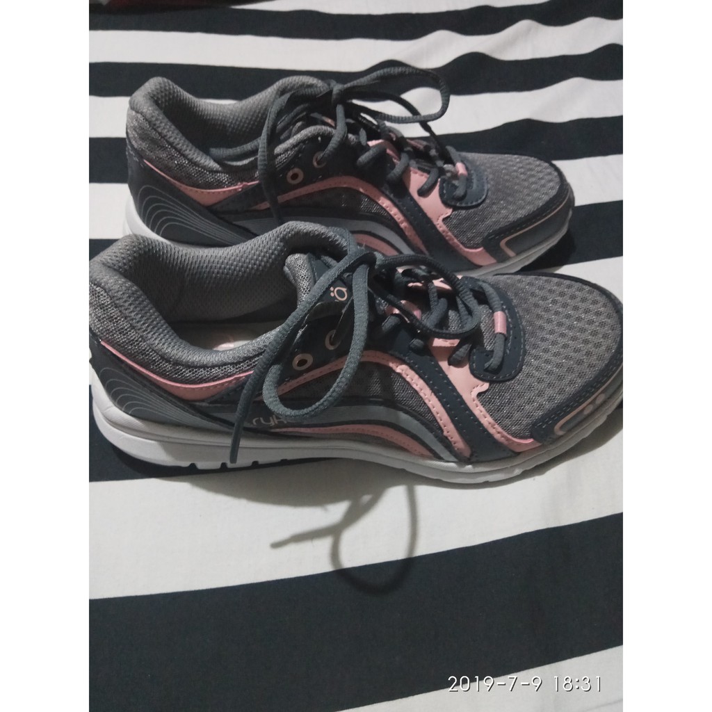 ryka skywalk walking shoe