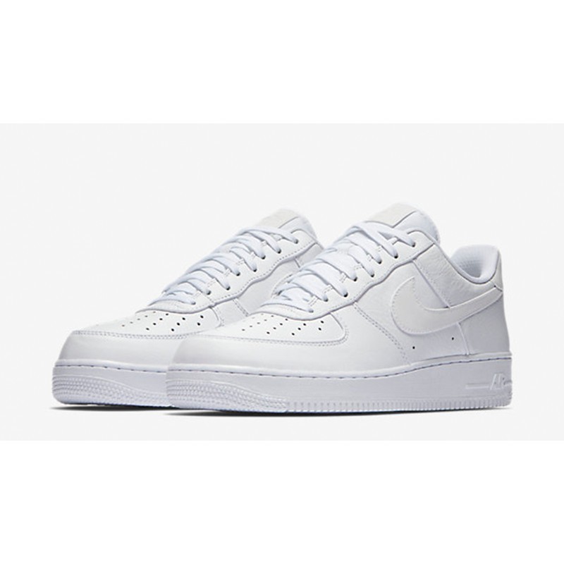 air force 1 low triple white