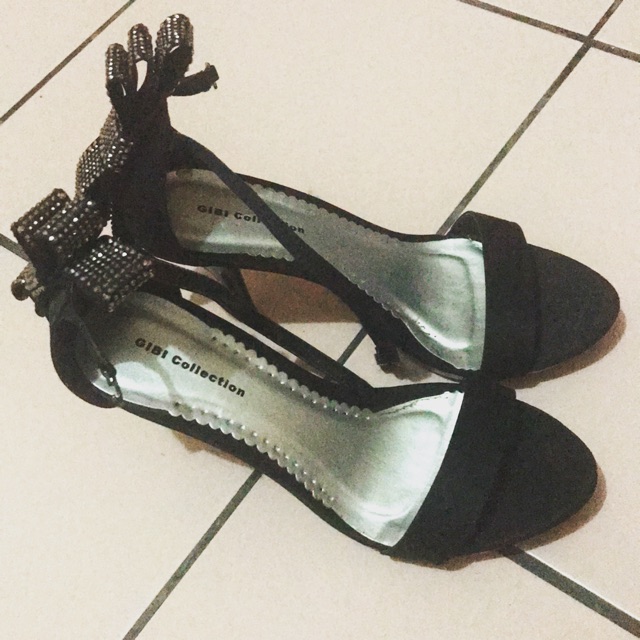 gibi sandals with heels
