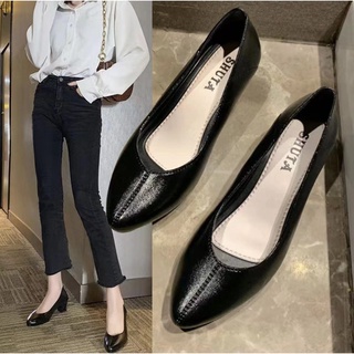 Shuta Ladies School and Office Black Shoes 623-L
