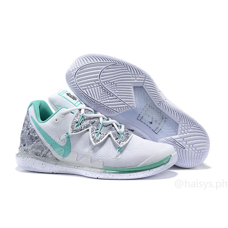 boys kyrie basketball shoes