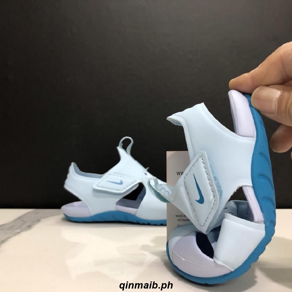 nike kids beach shoes