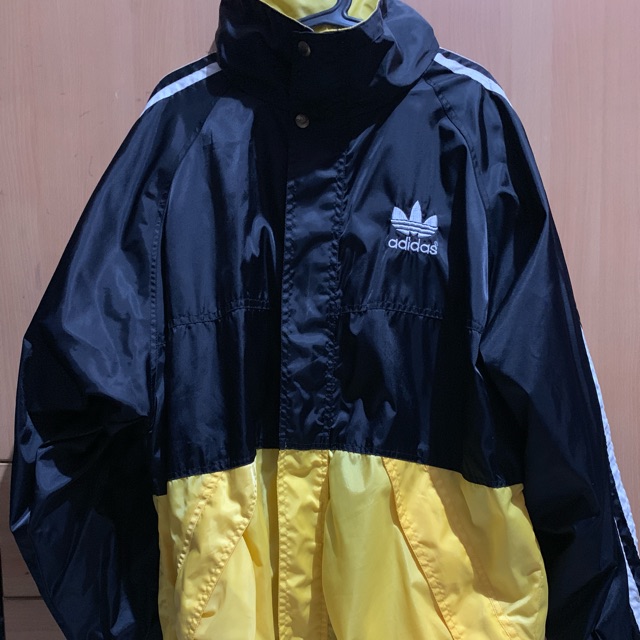 jacket windbreaker adidas