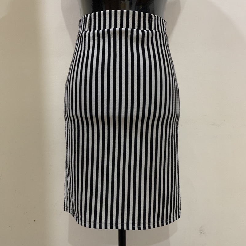 6988円 新色追加して再販 ONLY Petite スポーツ アウトドア スカート ONLLYNSIE SKIRT - Pencil skirt black