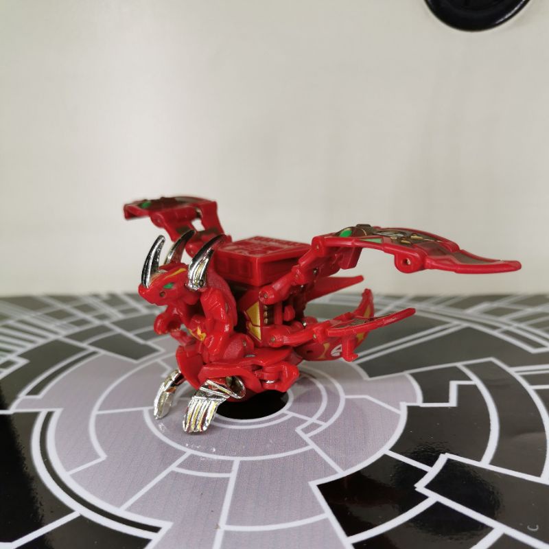 Bakugan Combat Set Pyrus Lumino Dragonoid And Explosix Cross Buster