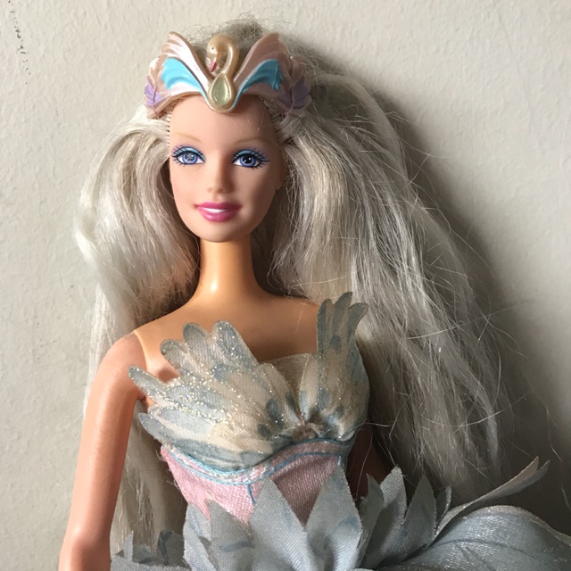 swan princess barbie doll