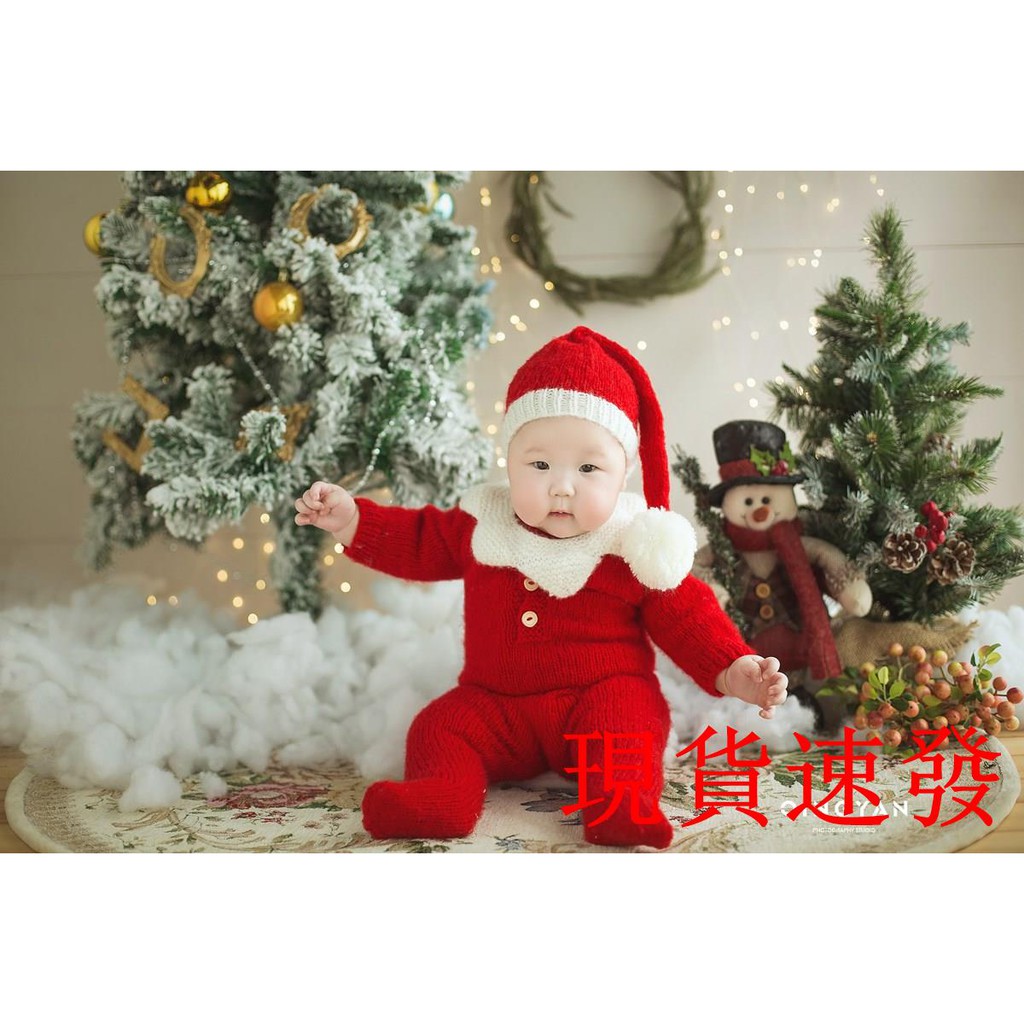 christmas newborn photography