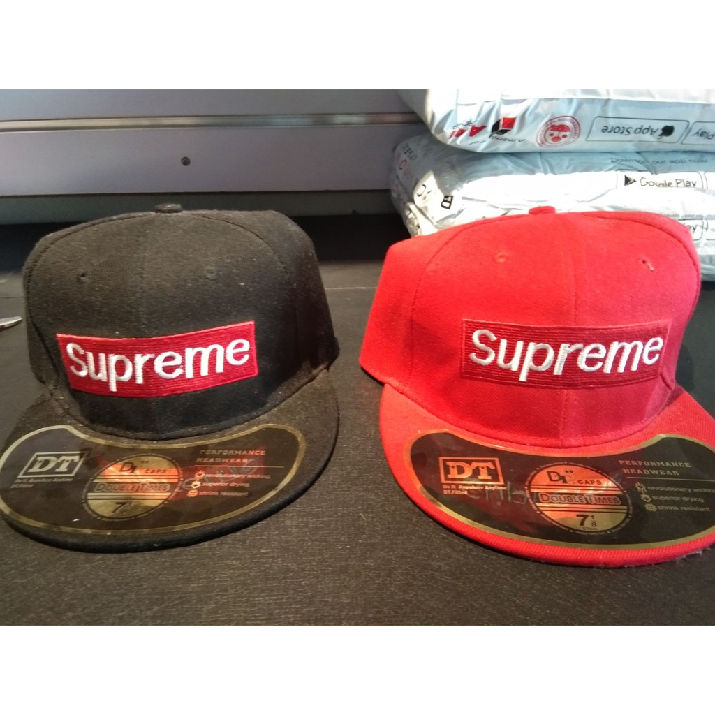 supreme snapback red