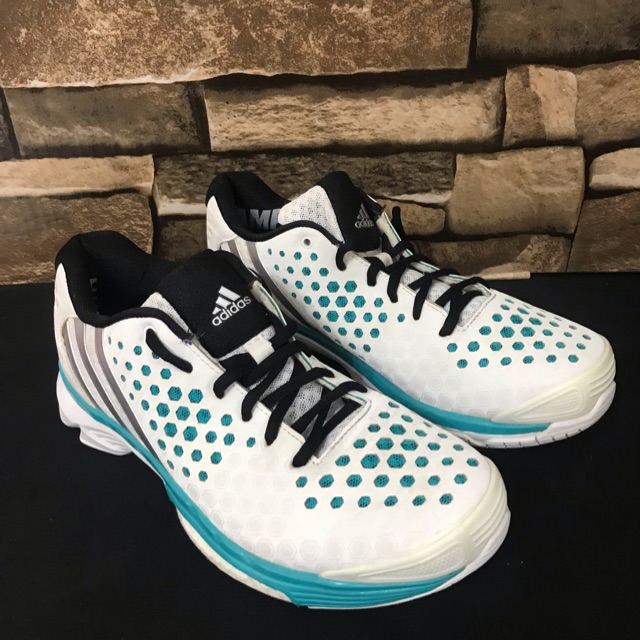 adidas response boost volley