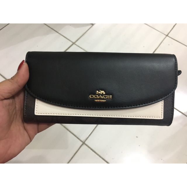 coach wallet us