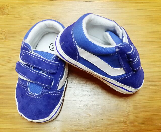 baby vans pram shoes