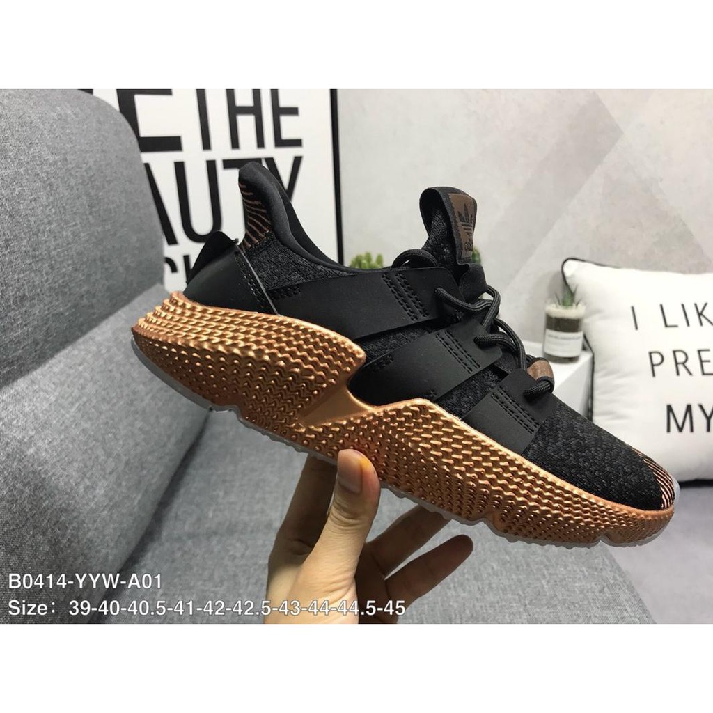 adidas shoes me