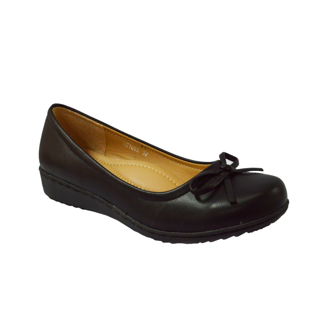 bandolino flats with bow