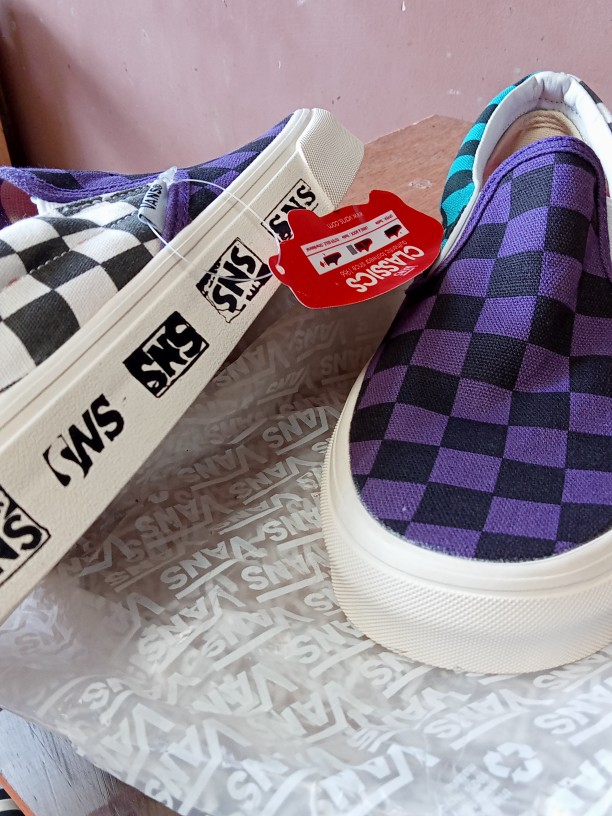 vans purple and black checkered