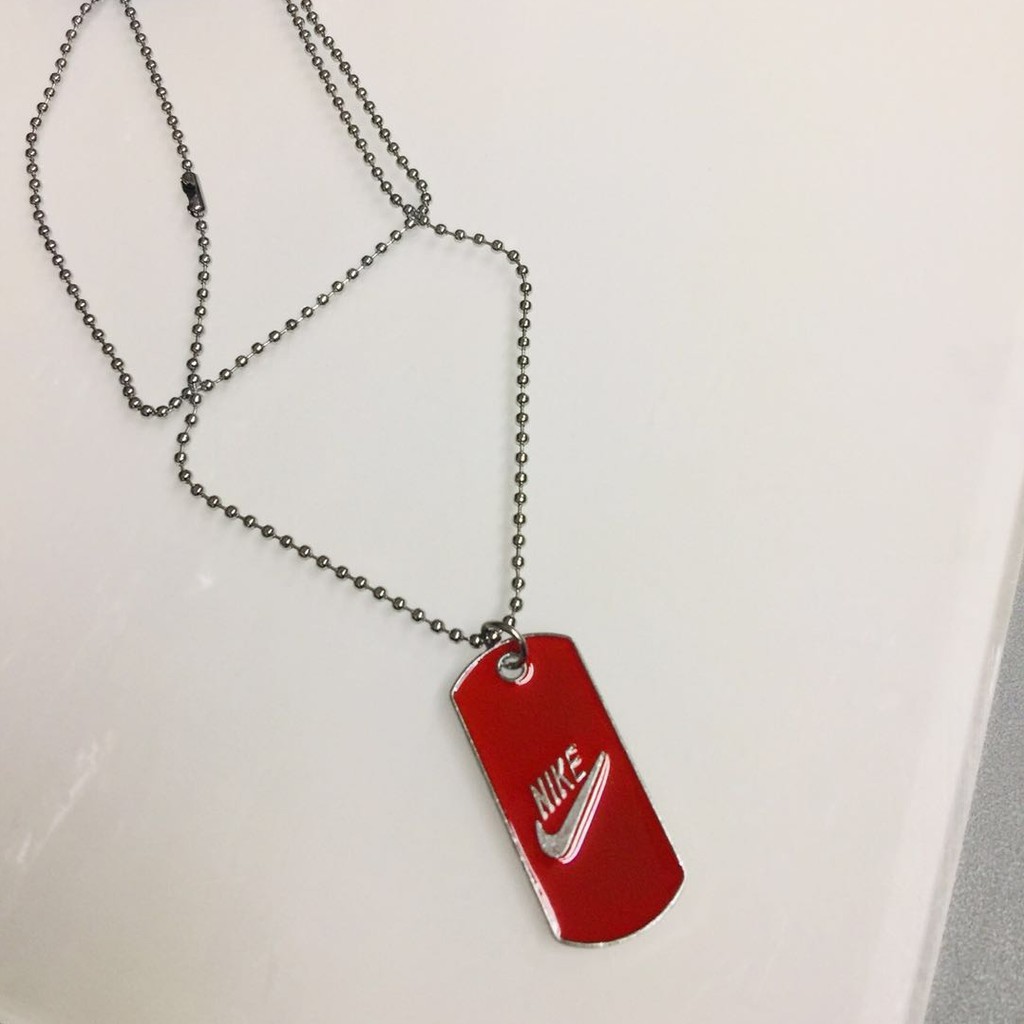 chain nike
