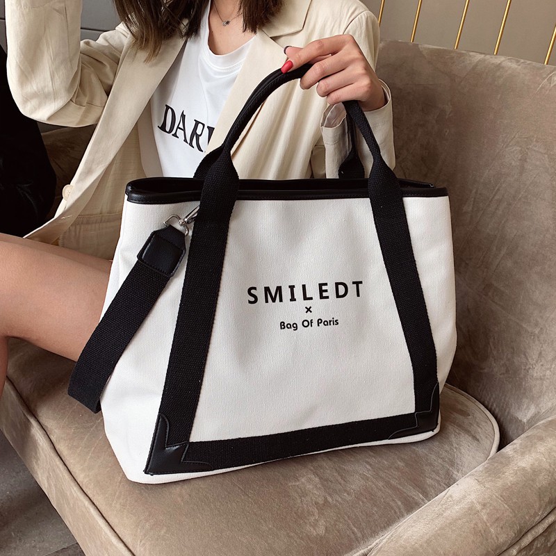 trendy totes for summer