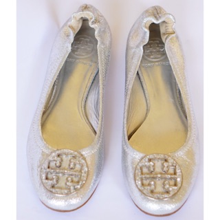 where are tory burch shoes made