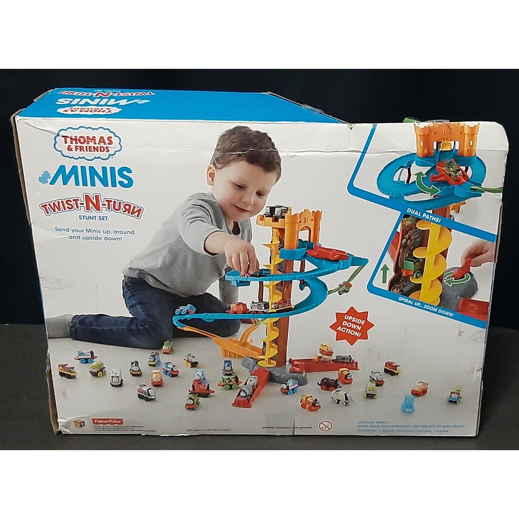 thomas minis twist and turn stunt set