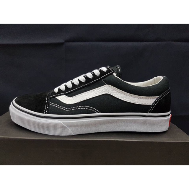 what are old skool vans made of