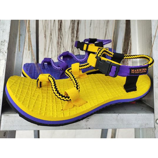 kobe sandals