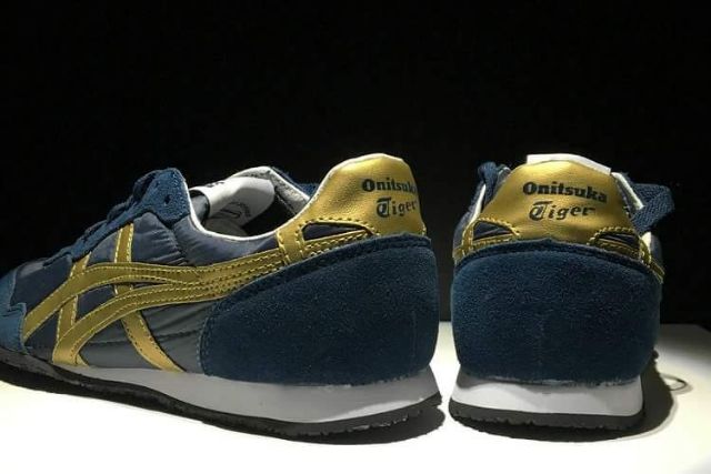 onitsuka tiger blue and gold