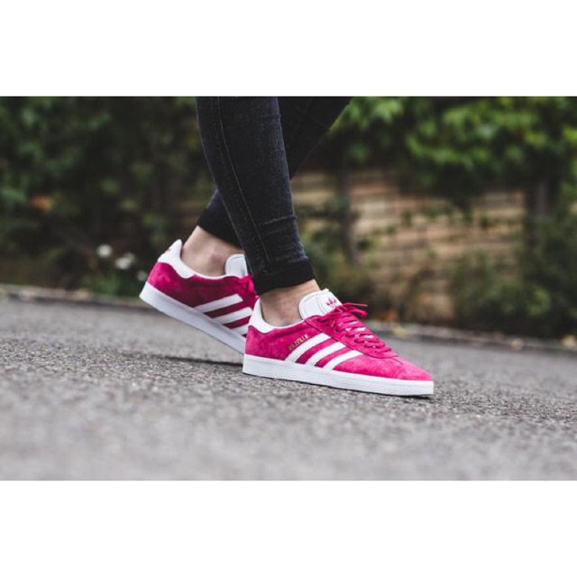 adidas gazelle pink suede