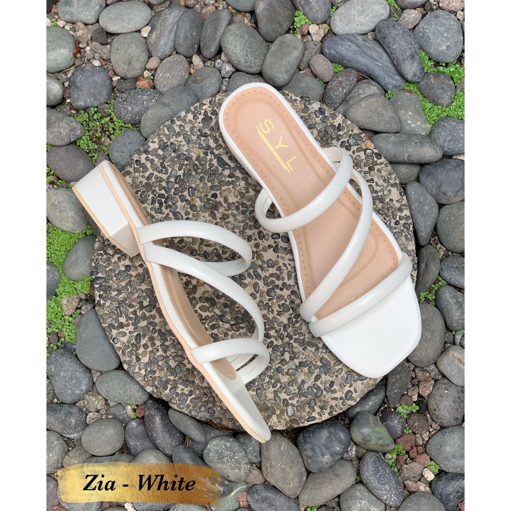 Zia 1-inch block heels by SYL (8 colors) | Shopee Philippines