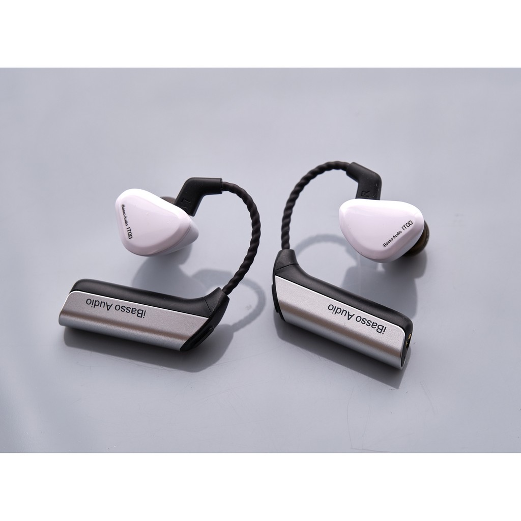 柔らかい iBasso Audio TWS Bluetooth IEM Adapter CF01 並行輸入品