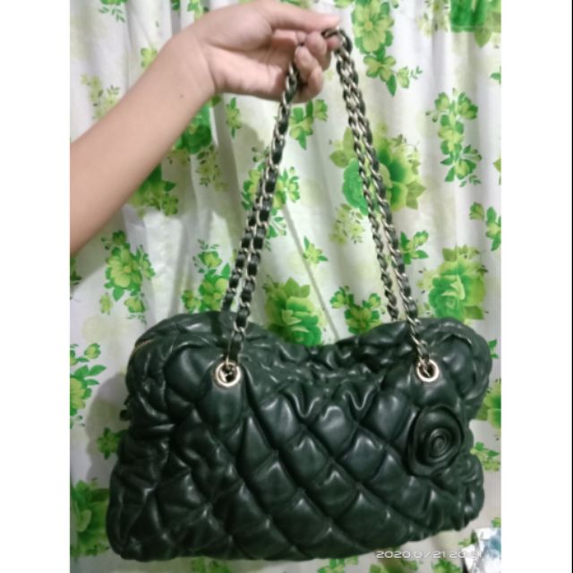 chanel chain handbag