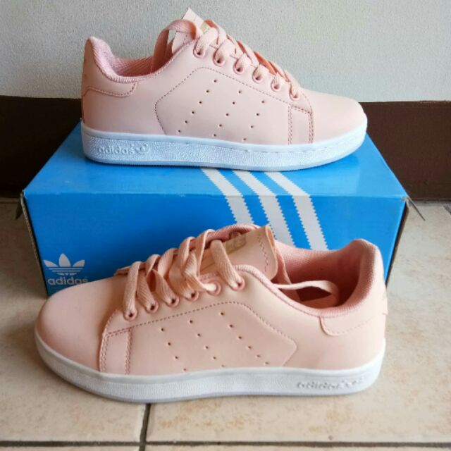 peach stan smiths