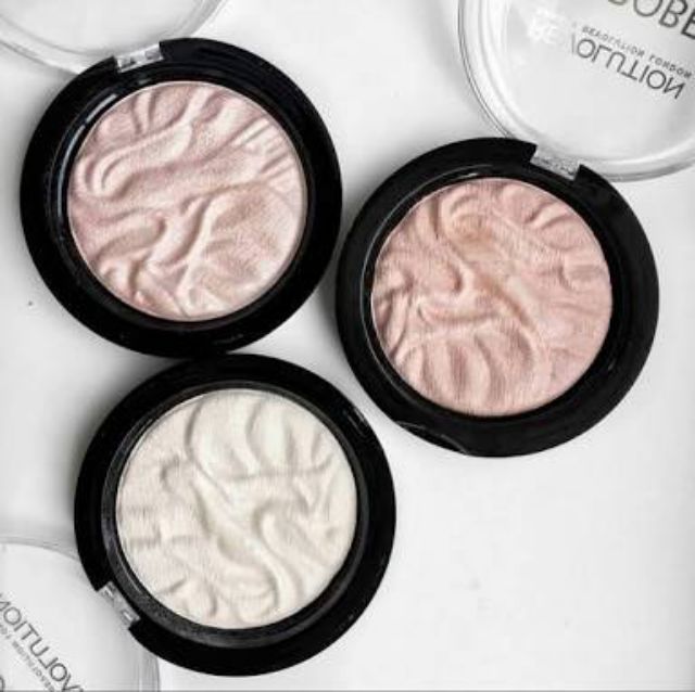 revolution strobe highlighter