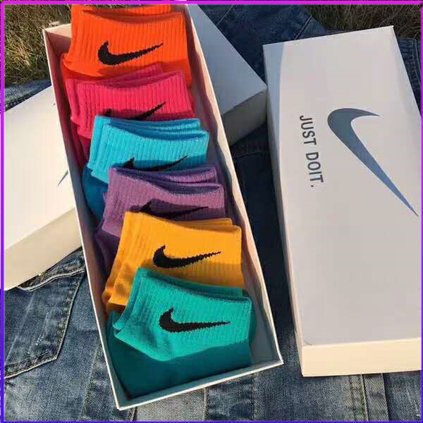 nike socks rainbow