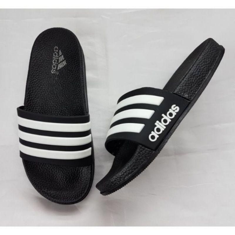 Адидас slide. Adidas Slippers 2021. Тапочки адидас 2022. Адидас Ezzy тапочки. Adidas Adilette Black Grey.