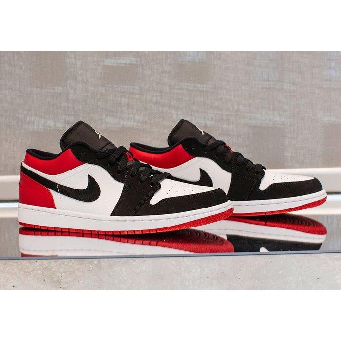 nike jordan 1 low black toe