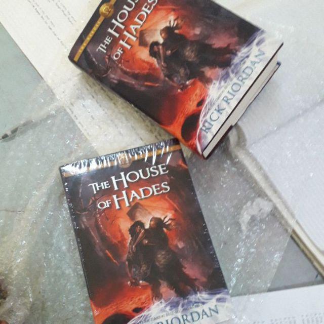 Hardcover The House Of Hades By Rick Riordan